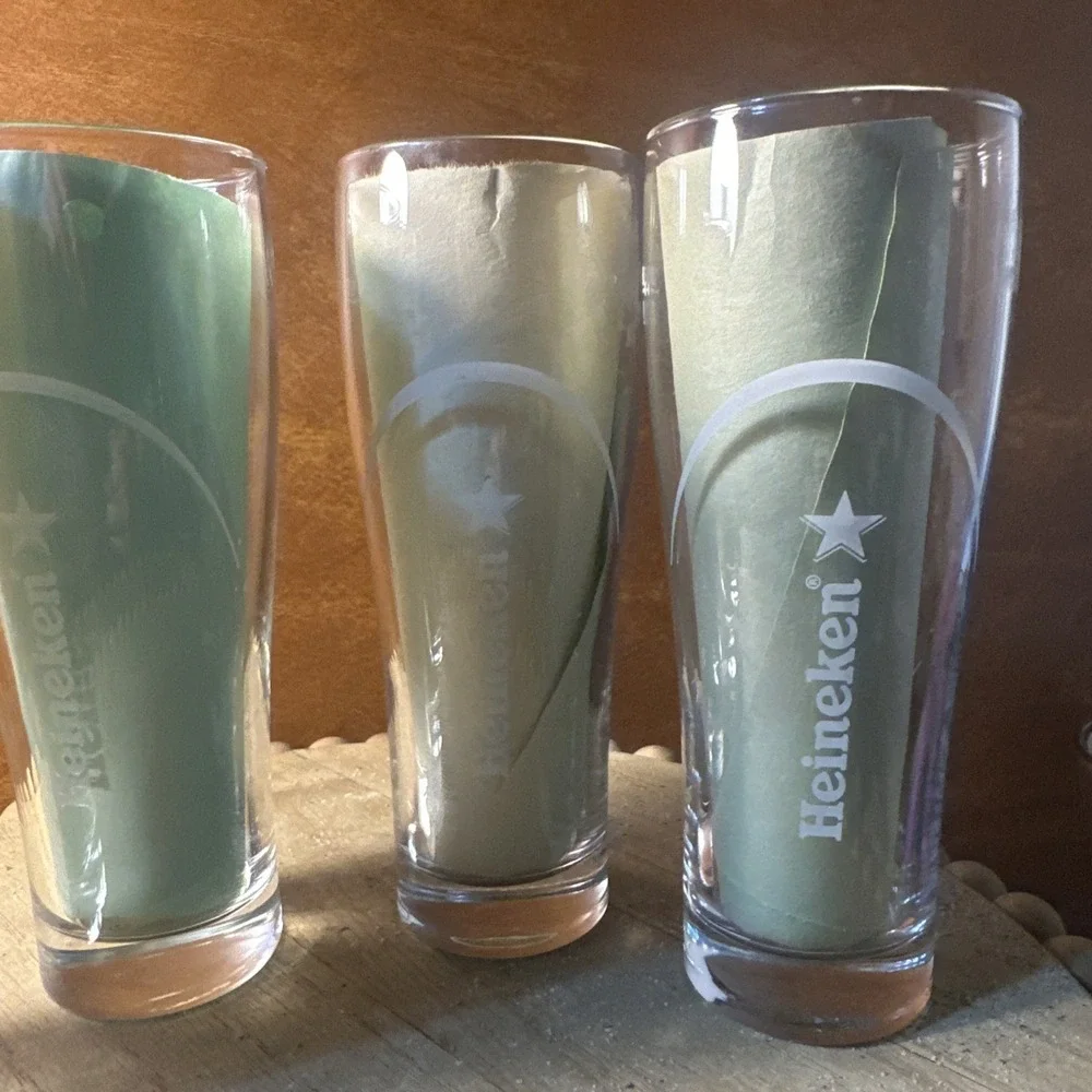 4-Heineken Pilsner  Beer Glass With Red Star Logo .25L/V2 Set Of 4 Green Leaves